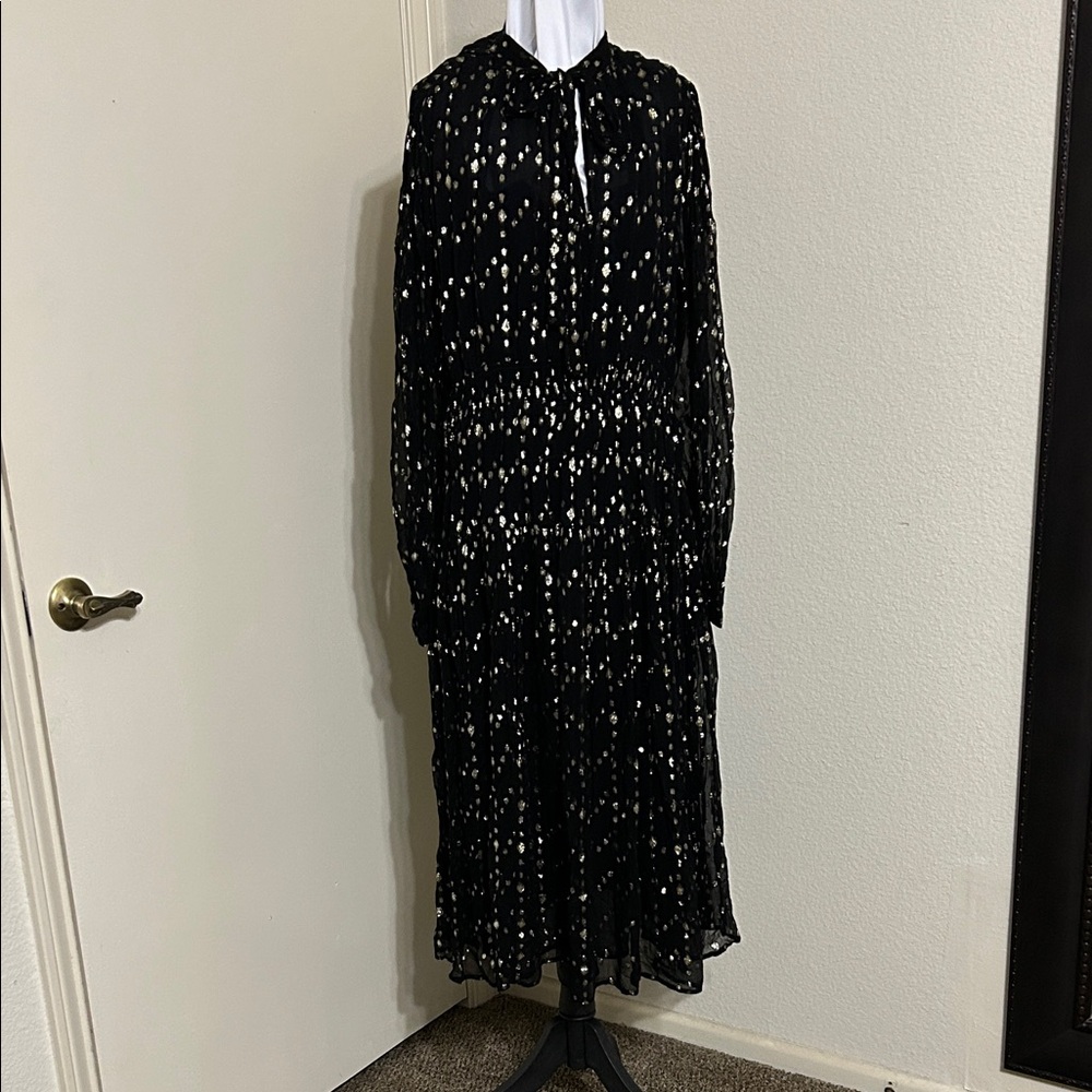 Elan Black and Gold Maxi Long Sleeve Dress